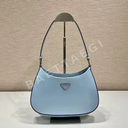 프라다 빈티지 가죽 언더암 가방 1BC499
