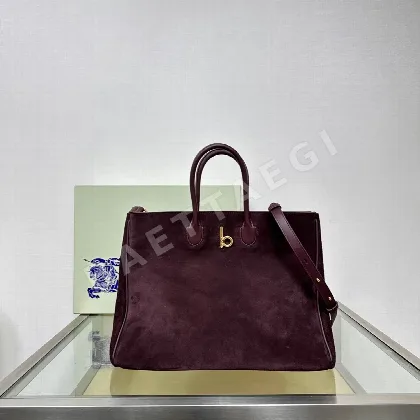 버버리 송아지가죽 토트백 40137