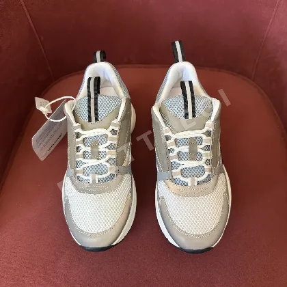 디올 로우컷 스니커즈 55318