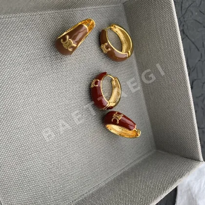 셀린느 개선문 로고 드롭 귀걸이 69337