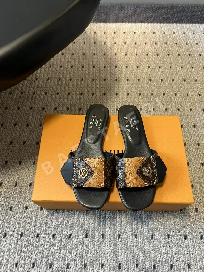 루이비통 모노그램 슬립온 샌들 75762