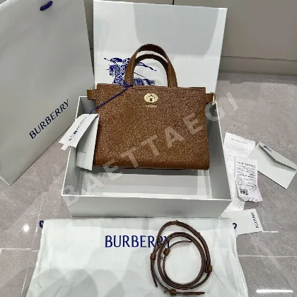버버리 미니 헤이즐넛 비누 가방 40211