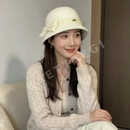 미우미우 모자 185800 Miu Miu Cap