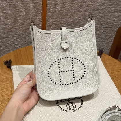 에르메스 미니 에브린 가방 145028