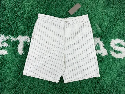 디올 하트 자수 스트라이프 데님 반바지 4499