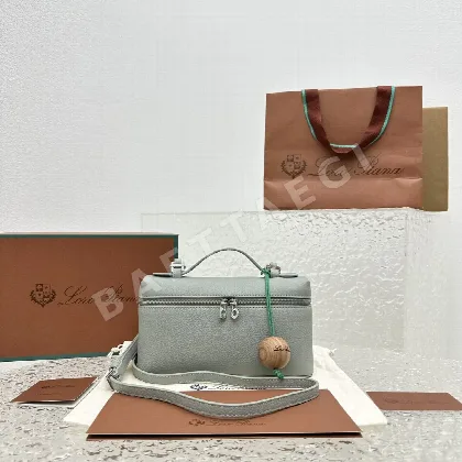 로로피아나 엑스트라포켓 스몰 핸드백 128914