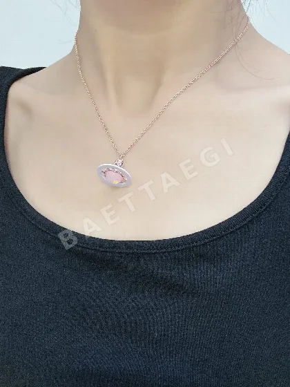 비비안웨스트우드 베이비 해피 플래닛 큐빅 목걸이 64942