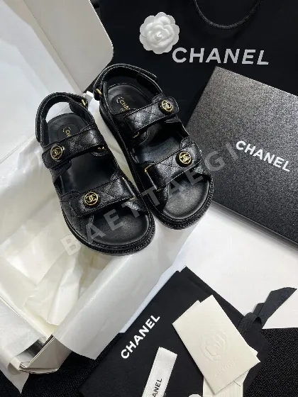샤넬 라운드 버클 벨크로 비치 슈즈 94663