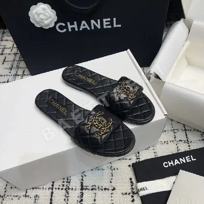 샤넬 램스킨 체인 링크 더블 C 플랫 슬리퍼 94765