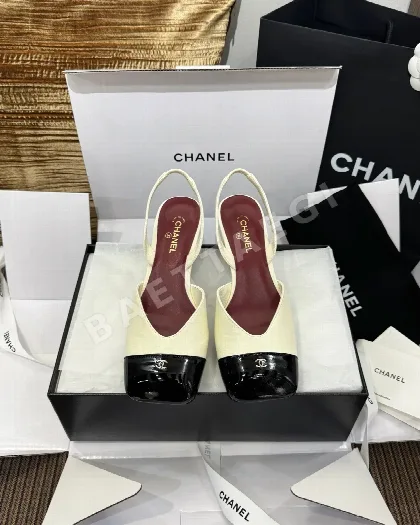 샤넬 스퀘어토 컬러블록 청키힐 샌들 80116