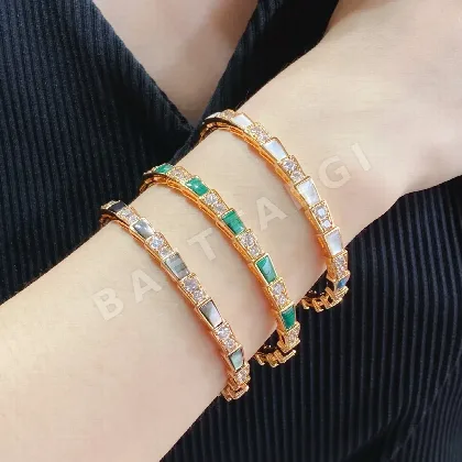 불가리 다이아몬드 장식 뱅글 팔찌 64405