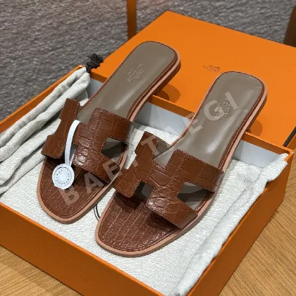 에르메스 오란 악어가죽 샌들 117471