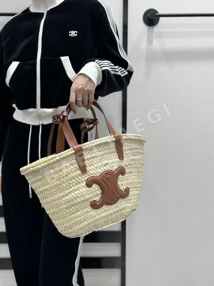 셀린느 베이베이 클래식 소가죽 미디엄 가방 86347