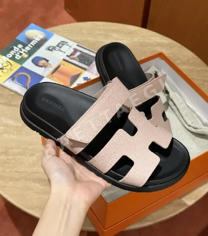 에르메스 시프르 샌들 Calfskin 디자인 189105