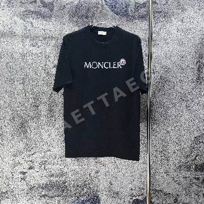 몽클레르 플로키 가공 실리콘 패치 여성 반팔 티셔츠 88839