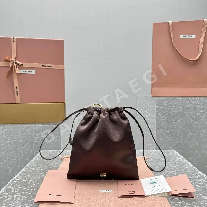 미우미우 새틴 미니 복주머니 가방 68274