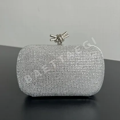 보테가베네타 콘트 풀 다이아몬드 이브닝 클러치 717622