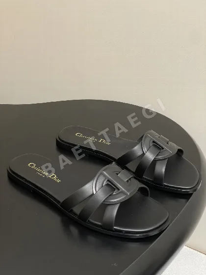 디올 신발 8618