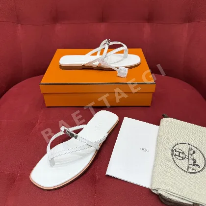 에르메스 미스 비치샌들 55459