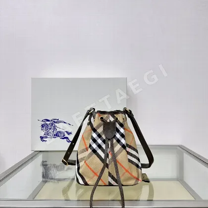 버버리 가방 40246