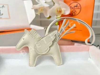 에르메스 페가수스 램스킨 키링 124391