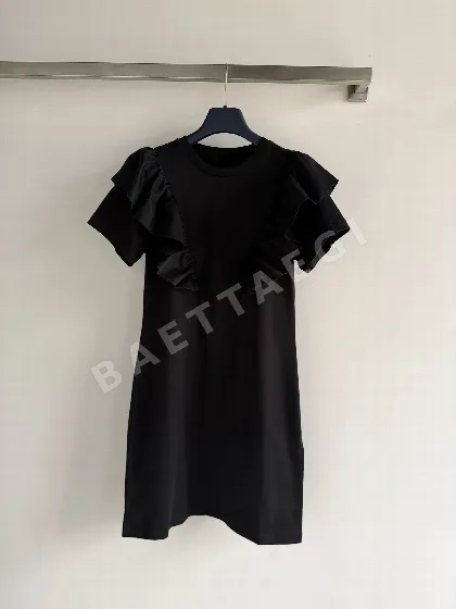 루이비통 프릴 반소매 코튼 원피스 137743