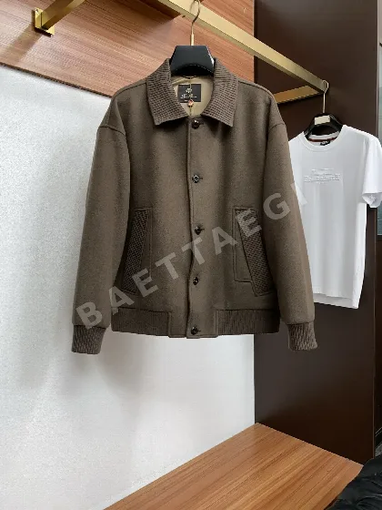 로로피아나 울 소재 남성 슬림핏 자켓 156174