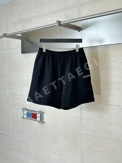 발렌시아가 로고 자수 코튼 반바지 5267