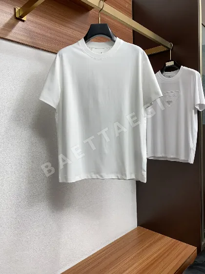 로로피아나 클래식 라운드넥 남성 반팔티셔츠
