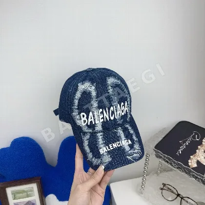 발렌시아가 서머 크래프트 테일러링 캡 81685