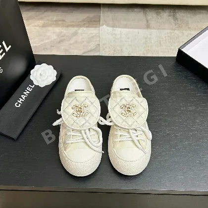 샤넬 판다 캐주얼 슬립온 여성 신발 104887