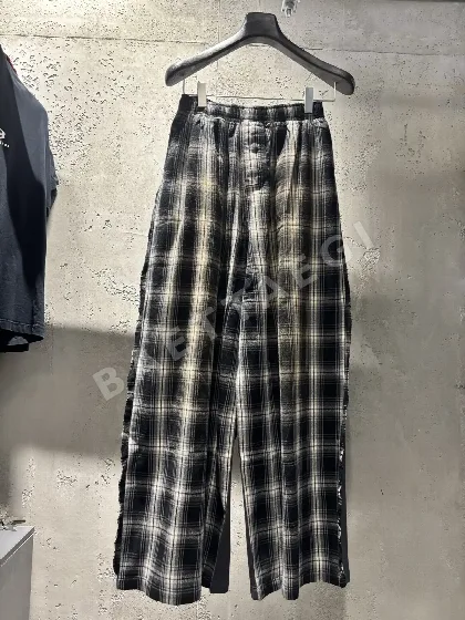발렌시아가 남성 바지 102900