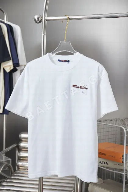 루이비통 남성 반팔 48860