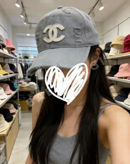 샤넬 로고 캡 185384