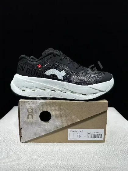 ON Cloudultra 3 로우컷 러닝화 102727