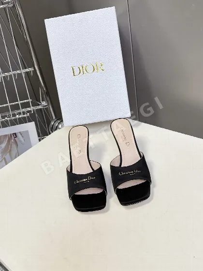 디올 청키힐 여성 구두 8797