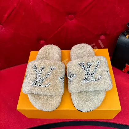 루이비통 LV 양모 슬리퍼 3783