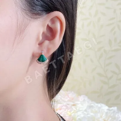 불가리 부채 모양 귀걸이 64740