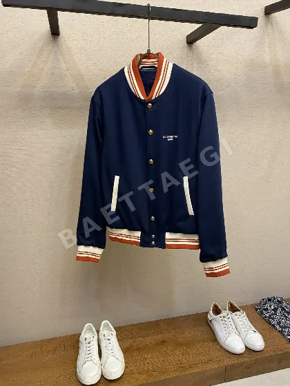 루이비통 LV 자수 로고 베이스볼 자켓 146763