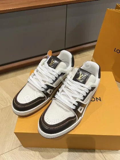 루이비통 LV 26 데님 컬러웨이 트레이너 신발 95214