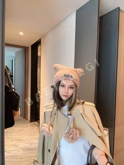 미우미우 모자 79420 Miu Miu Cap
