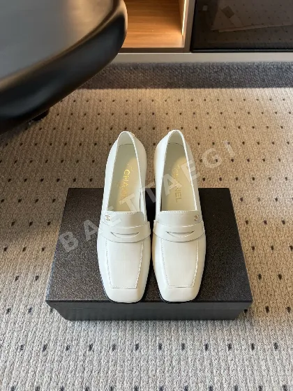 샤넬 스퀘어토 청키힐 페니 로퍼 155494