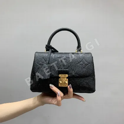 루이비통 마들렌 BB 가방 M45977 38659