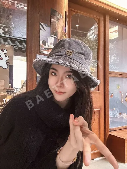 발렌시아가 워시드 데님 버킷햇 81842