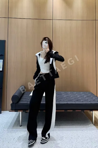 프라다 후드 컬러 블록 카디건 자켓 121632