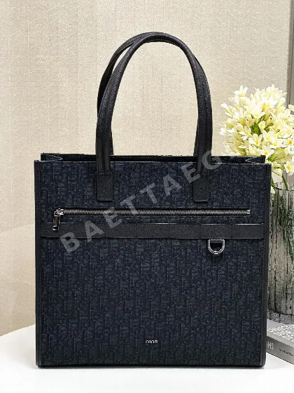 디올 블랙 모노그램 숄더백 106535