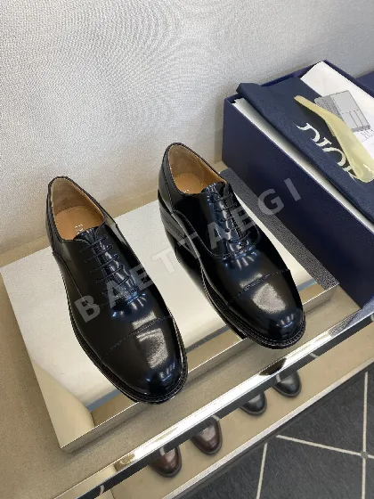 디올 가죽 로퍼 149263