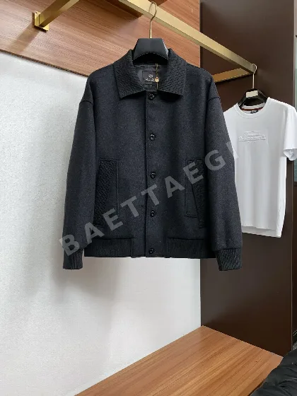 로로피아나 남성 울 슬림핏 조끼 155994