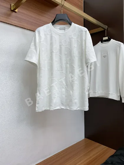 디올 크루넥 코튼 반팔 티셔츠 남성용 47350