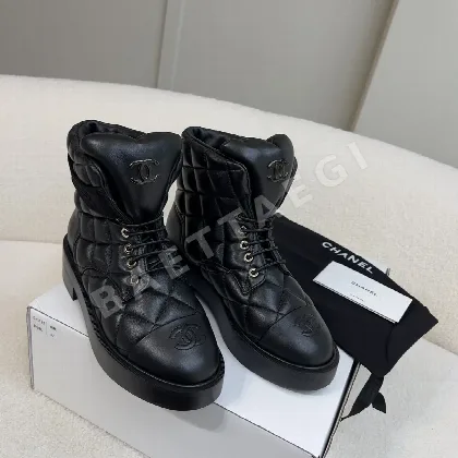 샤넬 23C 포지 램스킨 숏 부츠 94357